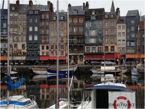 真作 フランス オンフルール港 東光一 ノルマンディーの港町 オンフルール 1 みゅうパリブログ｜オプショナル